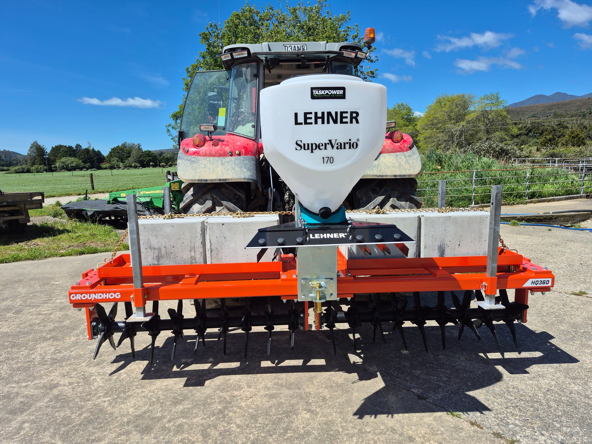 Ground-Hog HQ360-AG - 3.6m Heavy Duty Aerator