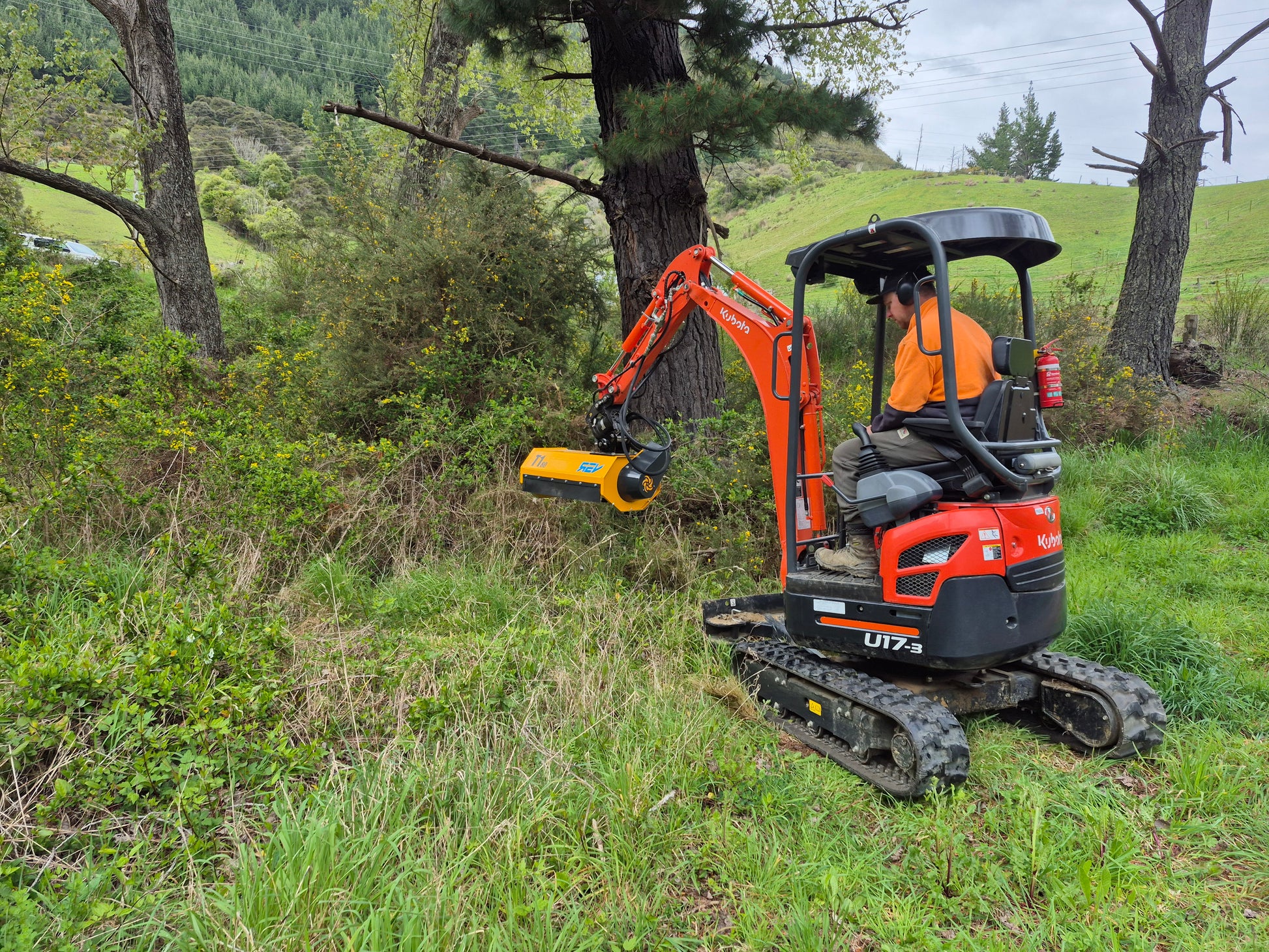FEMAC T1 REV Reversible Flail Mulchers for Mini Excavators
