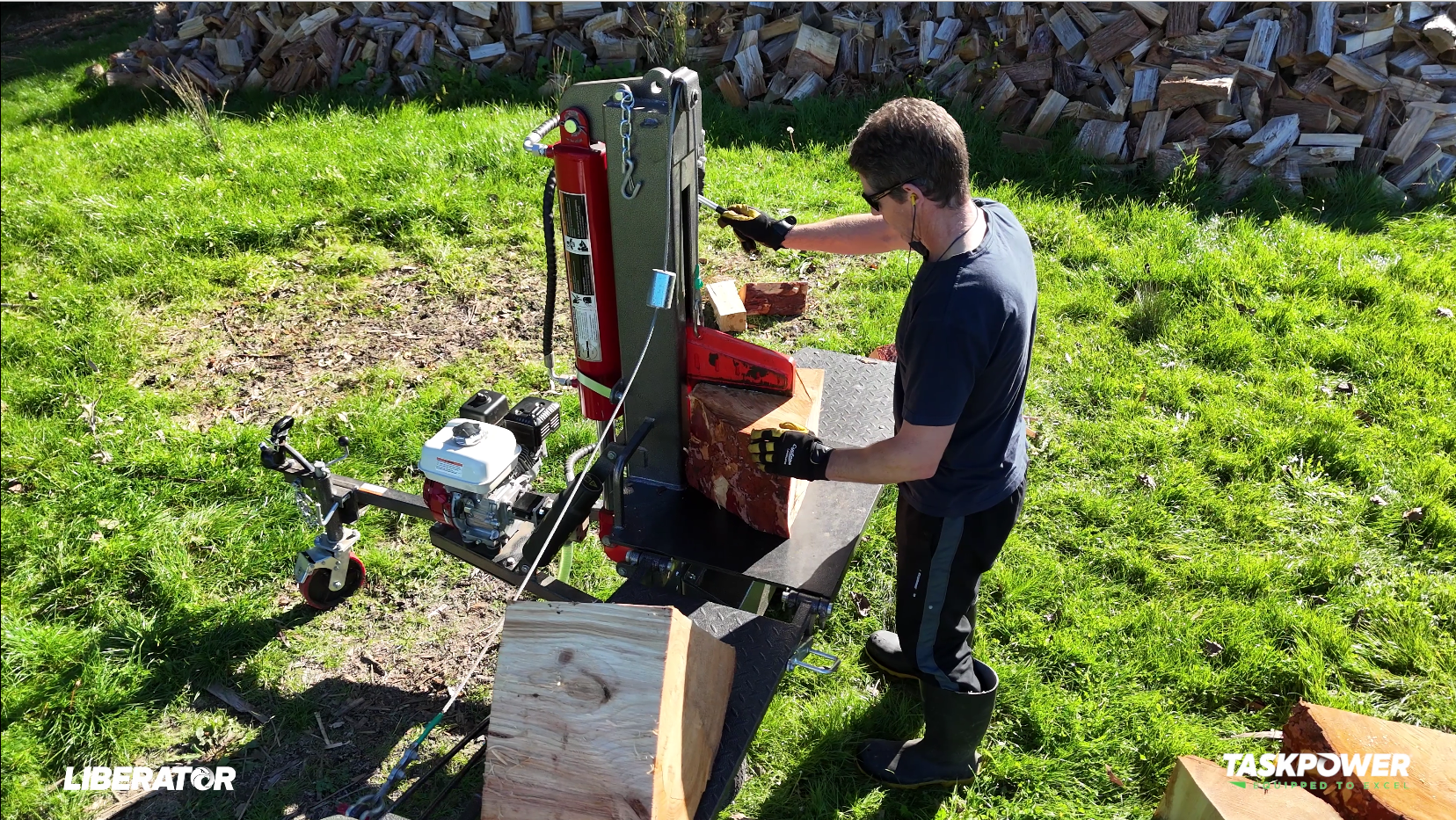 Liberator 32T Vertical Log Splitter with Lifter UNASSEMBLED