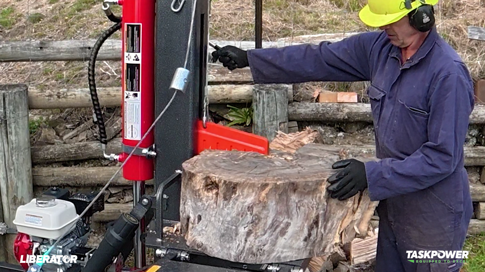 Liberator 32T Vertical Log Splitter with Lifter UNASSEMBLED