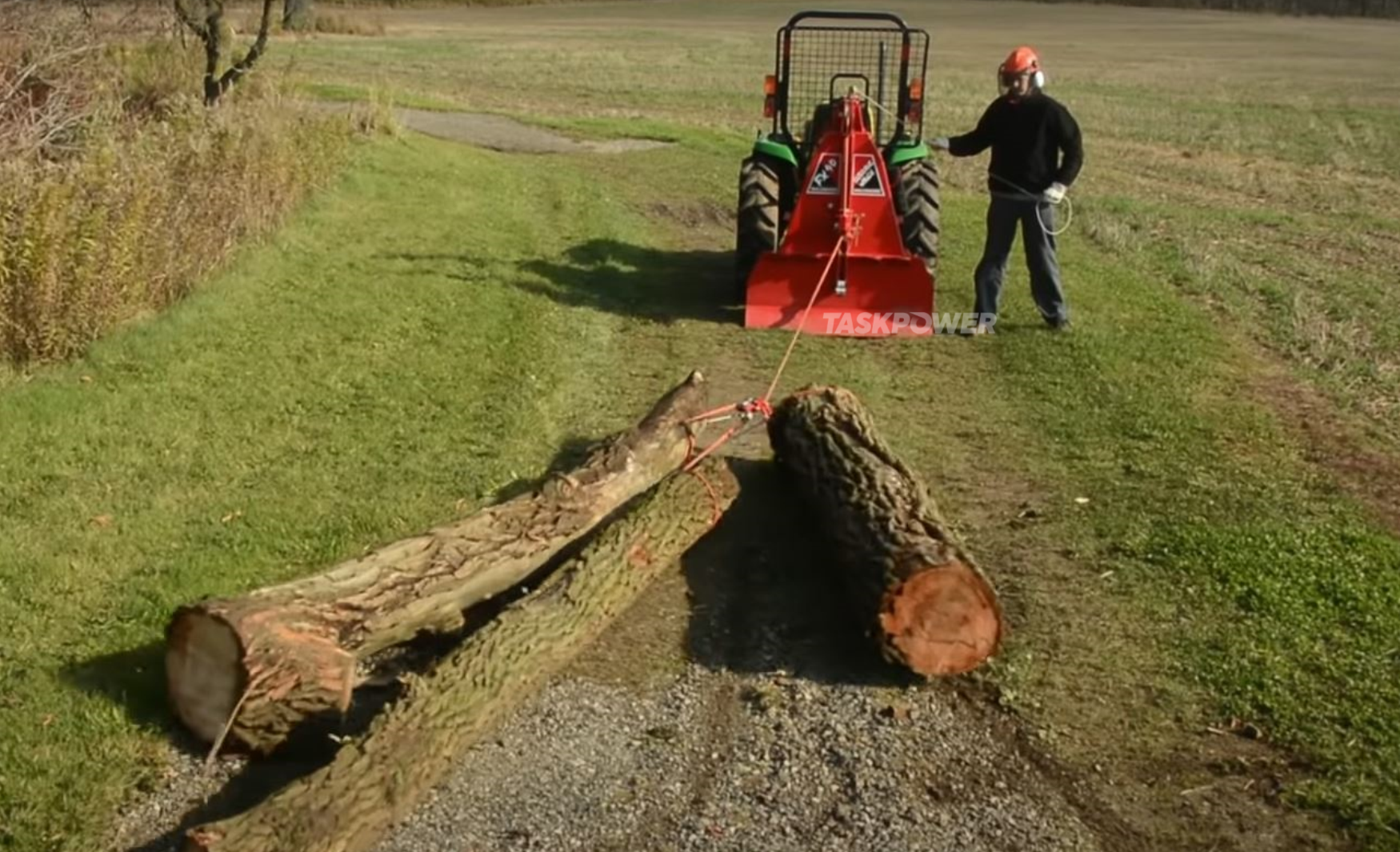 Wallenstein FX110 Skidding Winch