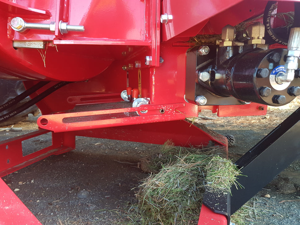 Wallenstein BX102r - 10" PTO Chipper, Roller Feed
